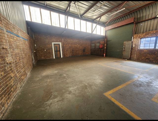 196M² WAREHOUSE TO LET IN WADEVILLE